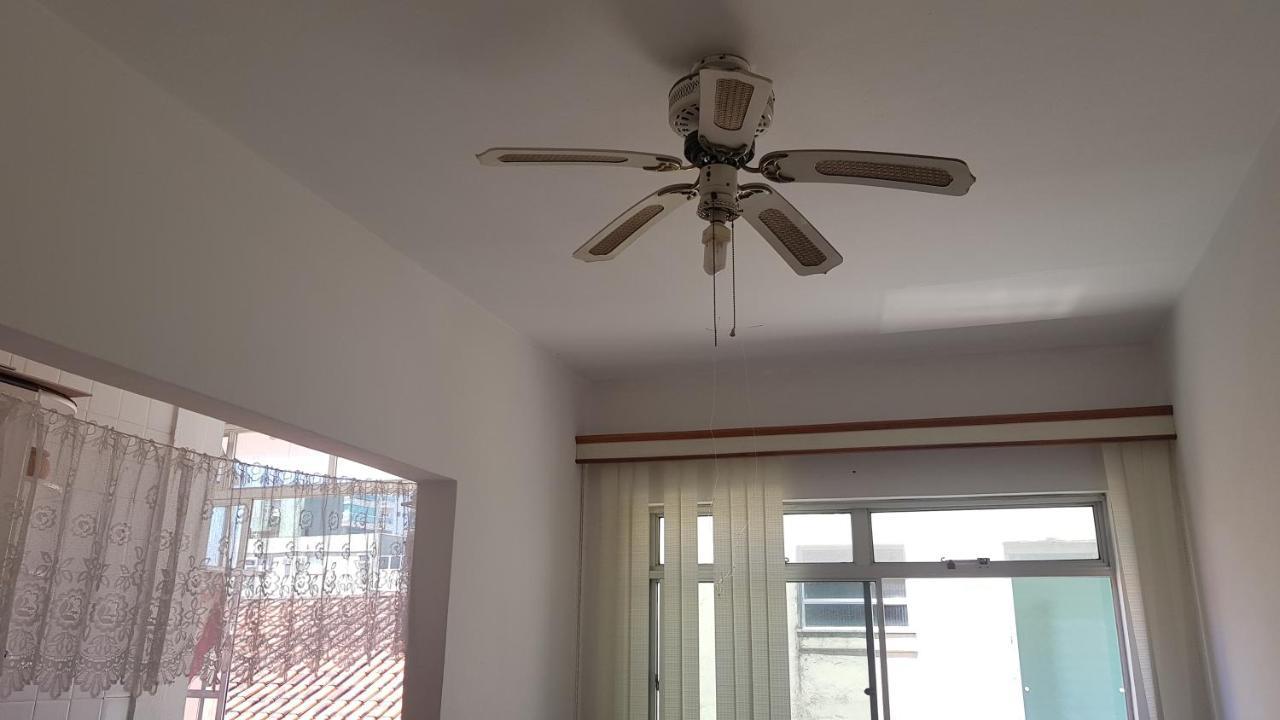 Apartamento A Uma Quadra Da Praia กัวรูจา ภายนอก รูปภาพ