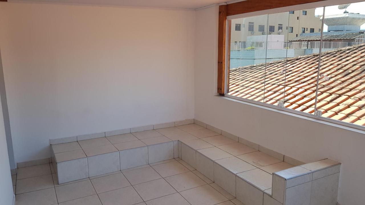 Apartamento A Uma Quadra Da Praia กัวรูจา ภายนอก รูปภาพ